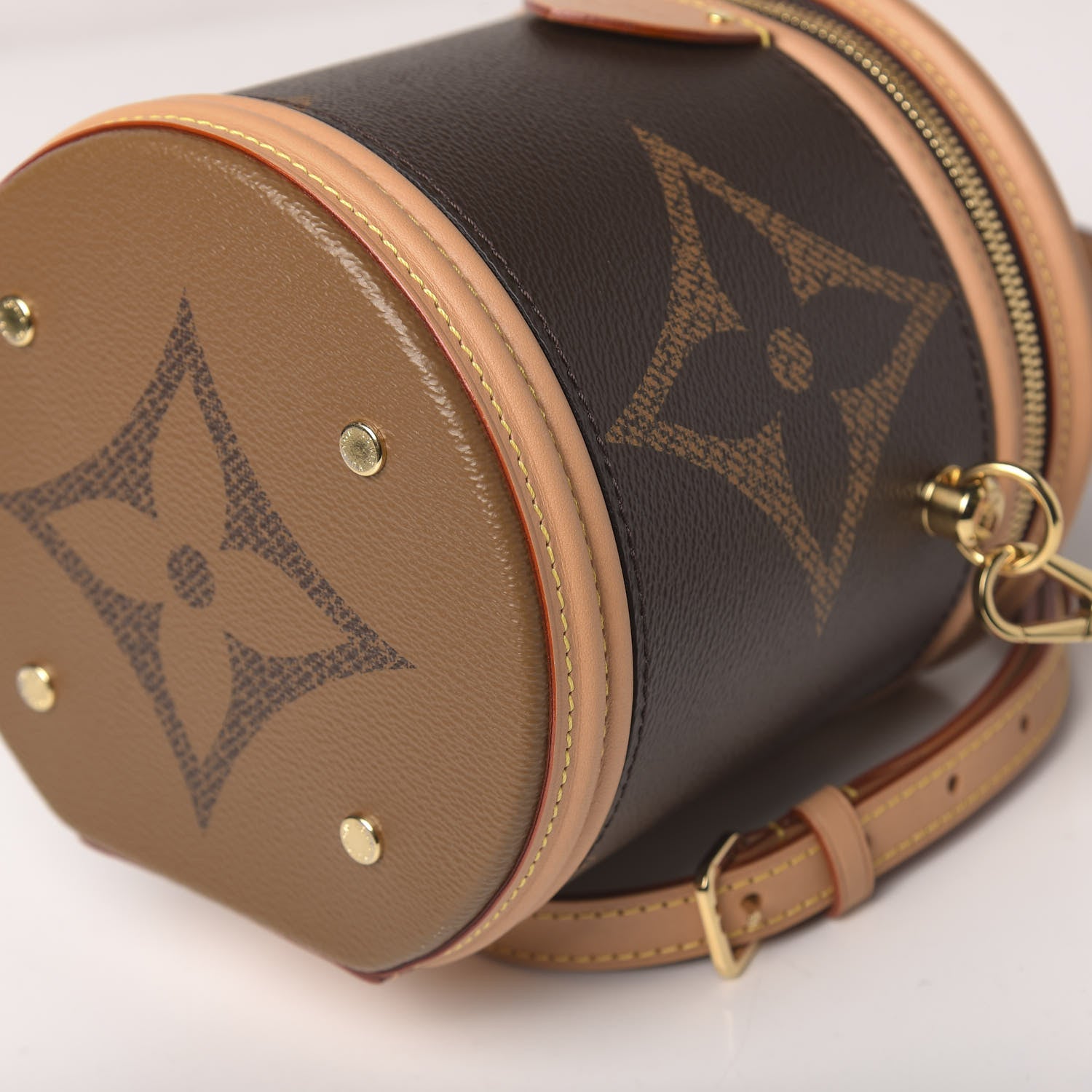 Louis Vuitton Monogram Giant Cannes 8 of 9