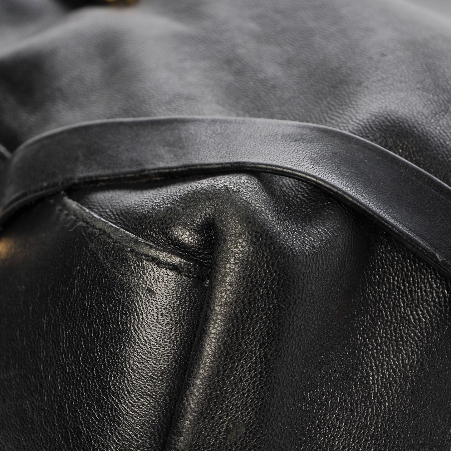 Lambskin Medium East West Tote Black