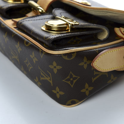 Louis Vuitton Monogram Hudson PM 9 of 9