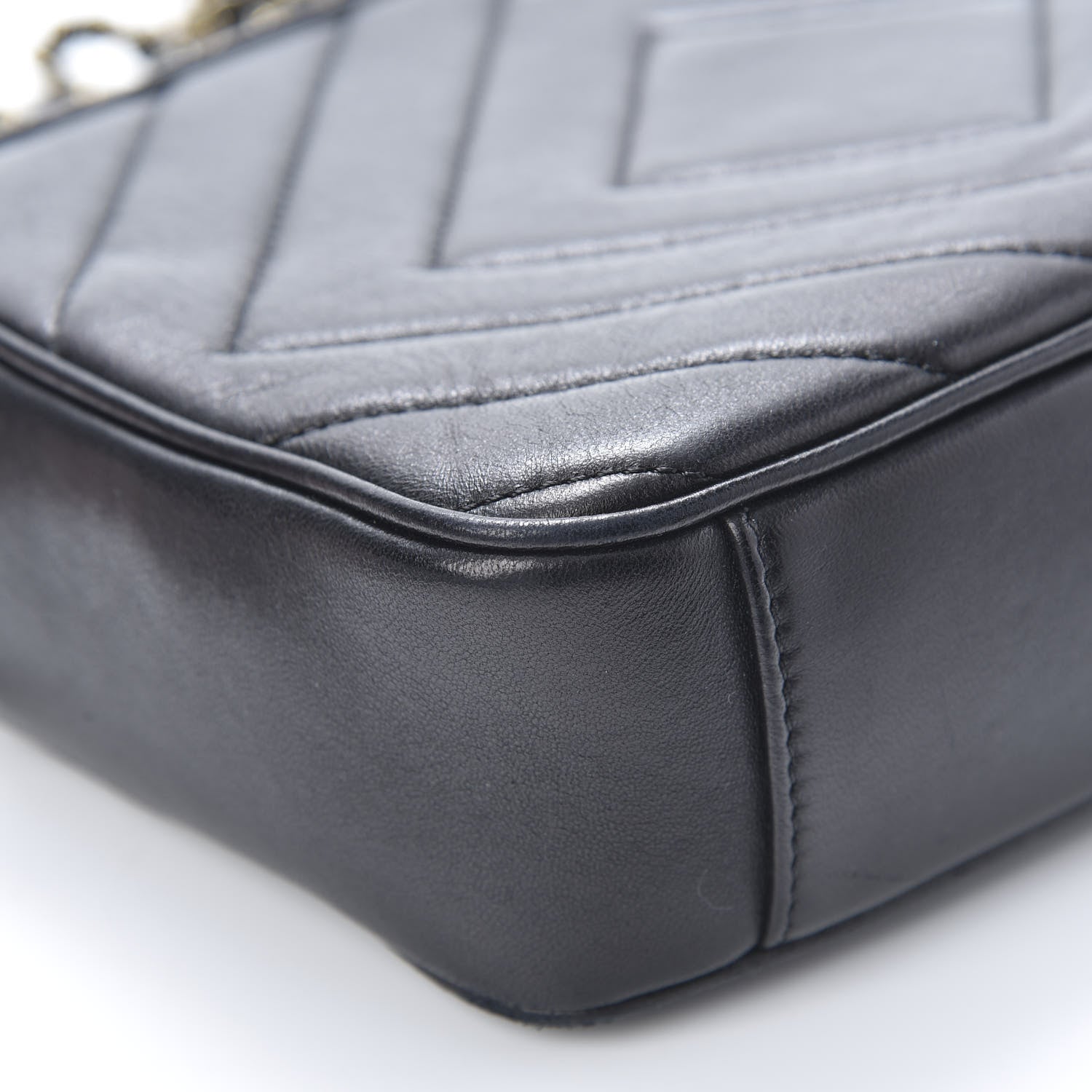 Chanel Lambskin Chevron Quilted Pyramid CC Camera Case Black 12 of 13