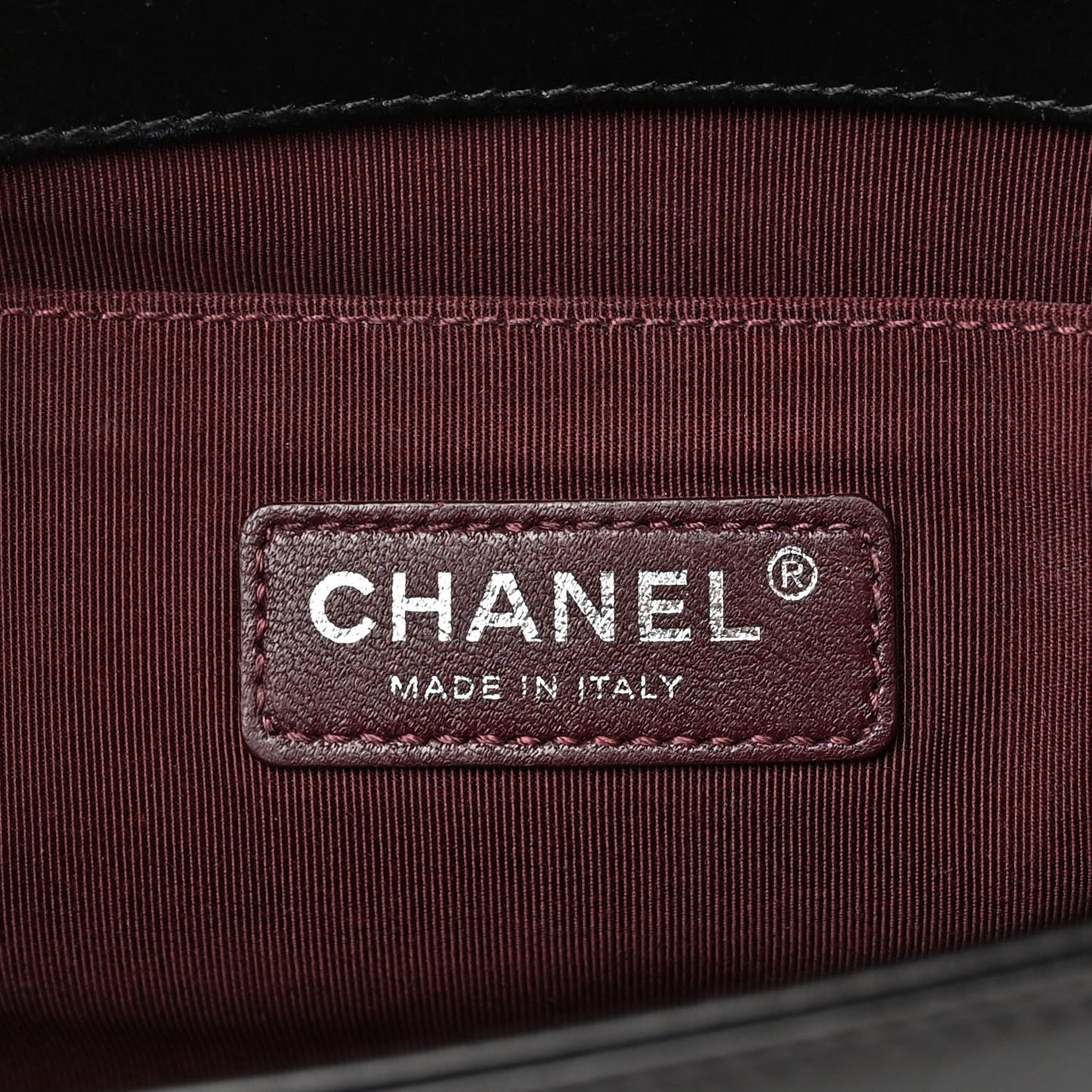 Glazed Calfskin Quilted Medium Chain Around Boy Flap Black