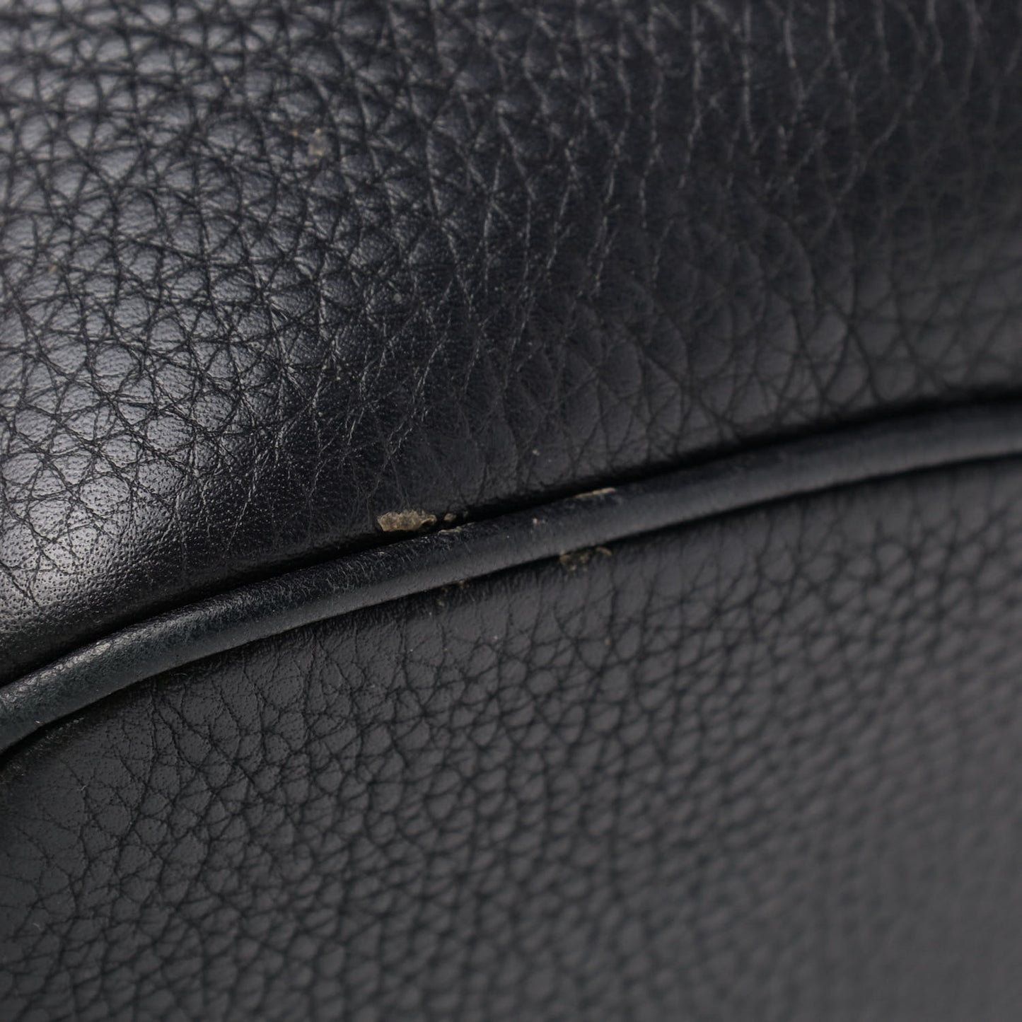 Pebbled Calfskin Small Soho Disco Bag Black