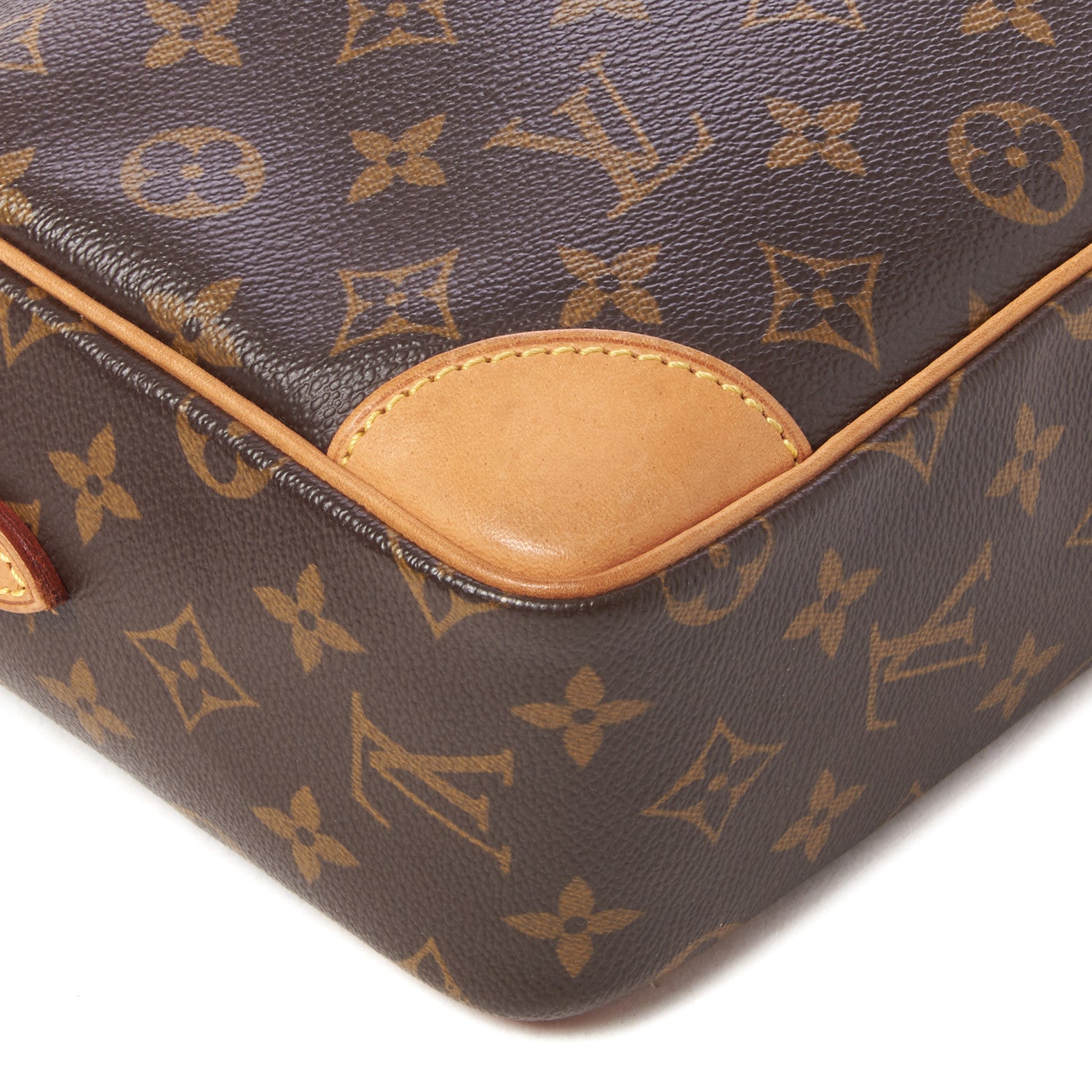 Louis Vuitton Monogram Trocadero 30 5 of 7