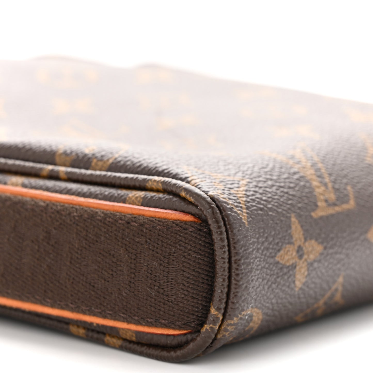 Monogram Trotteur Beaubourg