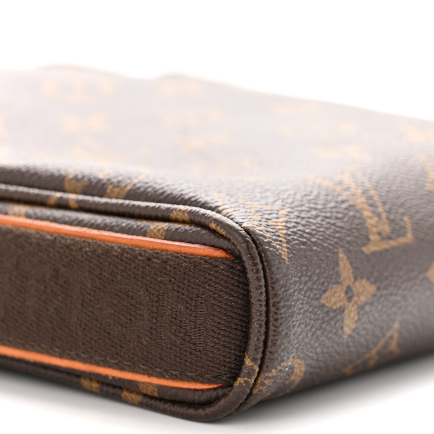 Louis Vuitton Monogram Trotteur Beaubourg 8 of 11