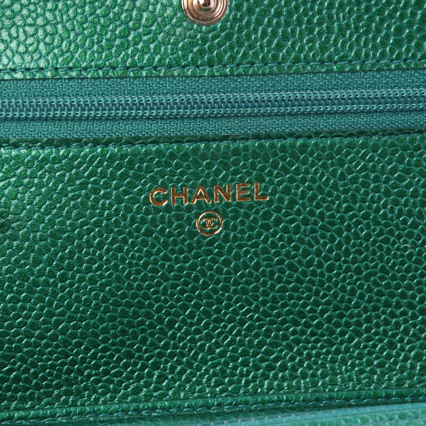 Metallic Caviar Quilted Wallet On Chain WOC Green