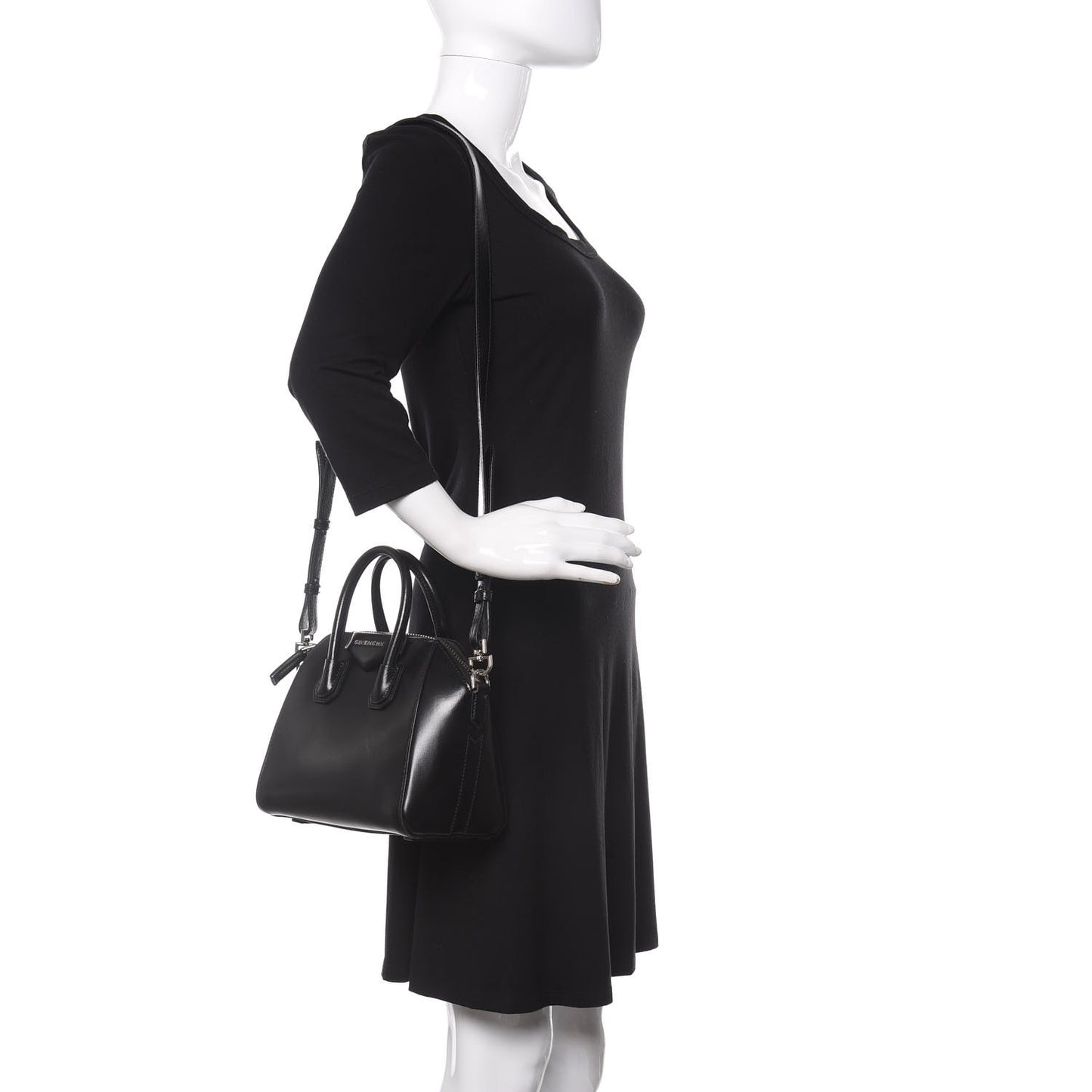 Shiny Lord Calfskin Mini Antigona Black