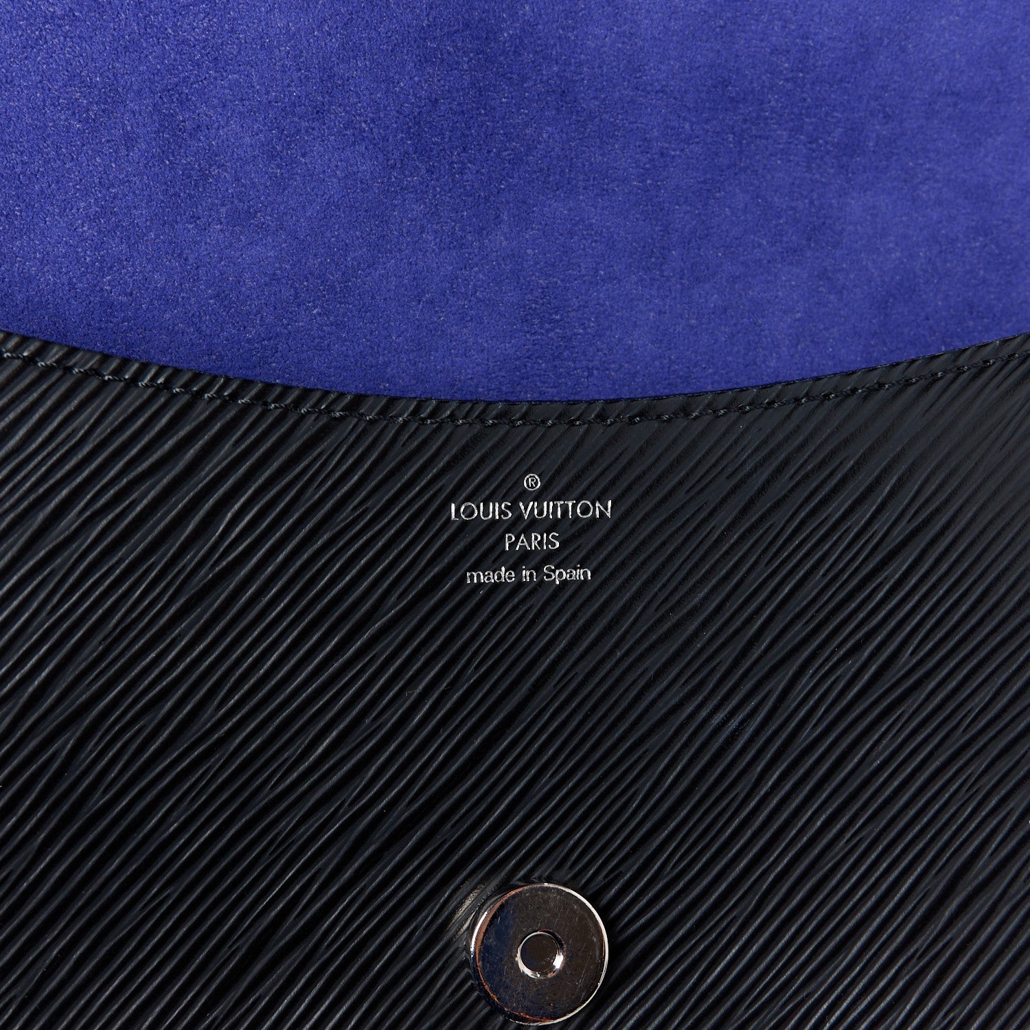 Louis Vuitton Epi Buci Crossbody Black 6 of 10