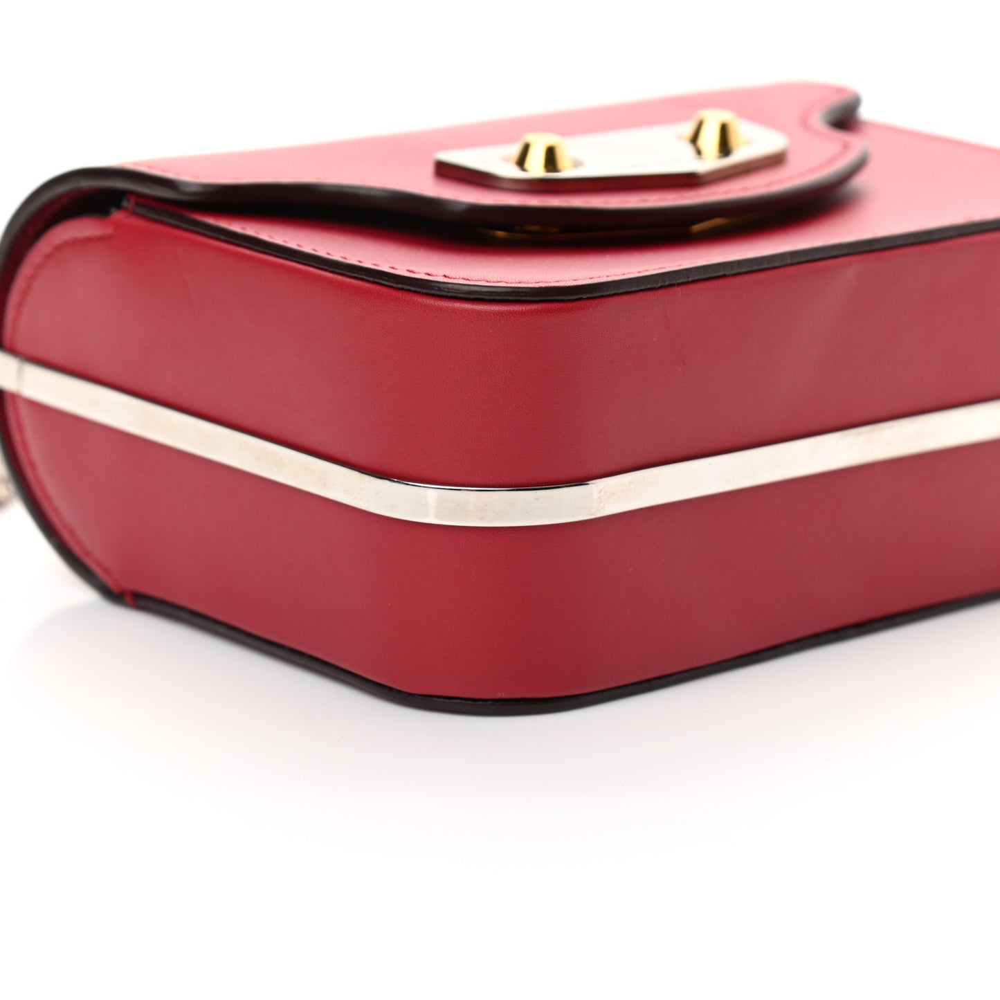 Smooth Calfskin Min Neo Classic Chain Box Rouge