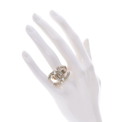 Chanel Pearl CC Ring 7 Gold 2 of 5