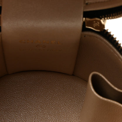 Chanel Lambskin Quilted Ruched Handle Vanity Case Black 4 of 9