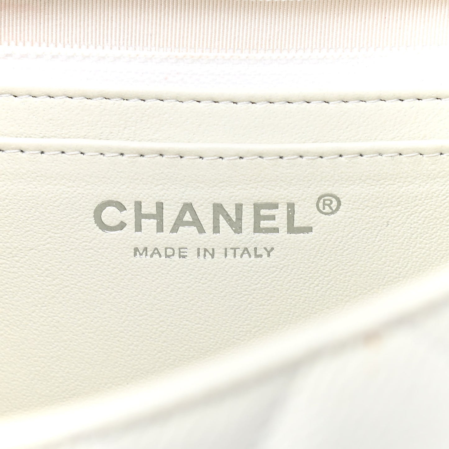 Caviar Quilted Jumbo Single Flap White
