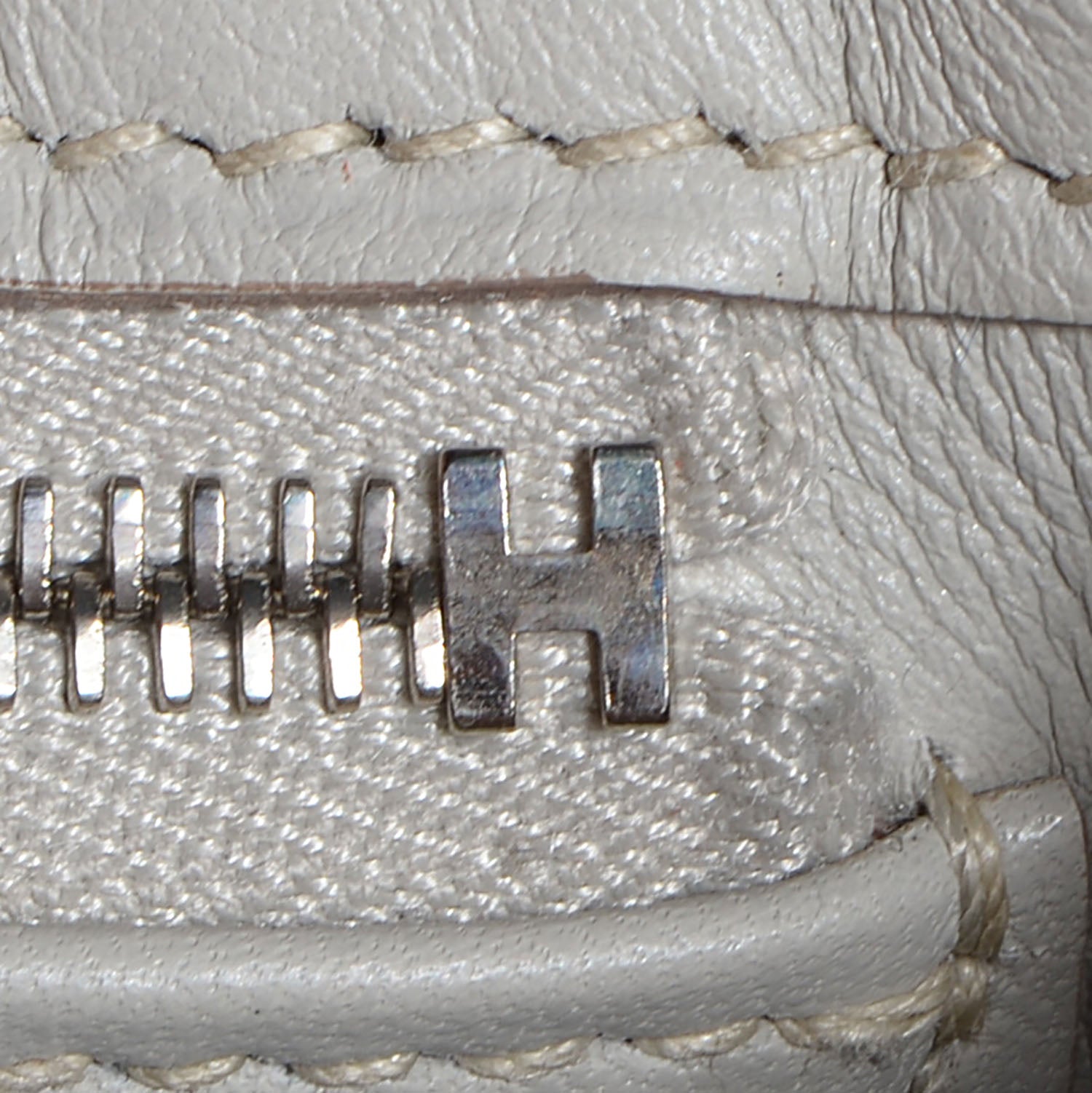Hermes Veau Swift Perforated Mini Sac Berline Craie Gris Perle 6 of 19