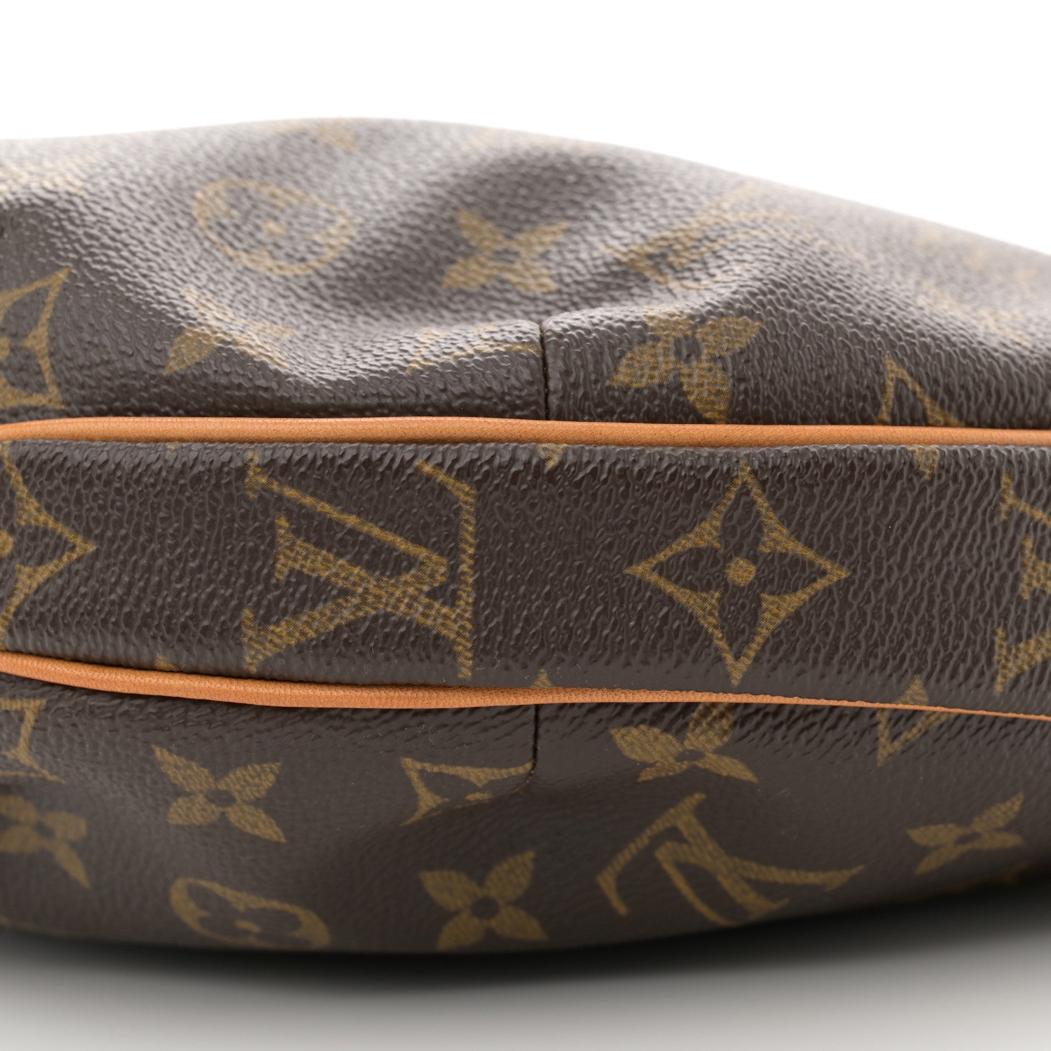 Louis Vuitton Monogram Croissant MM 8 of 8
