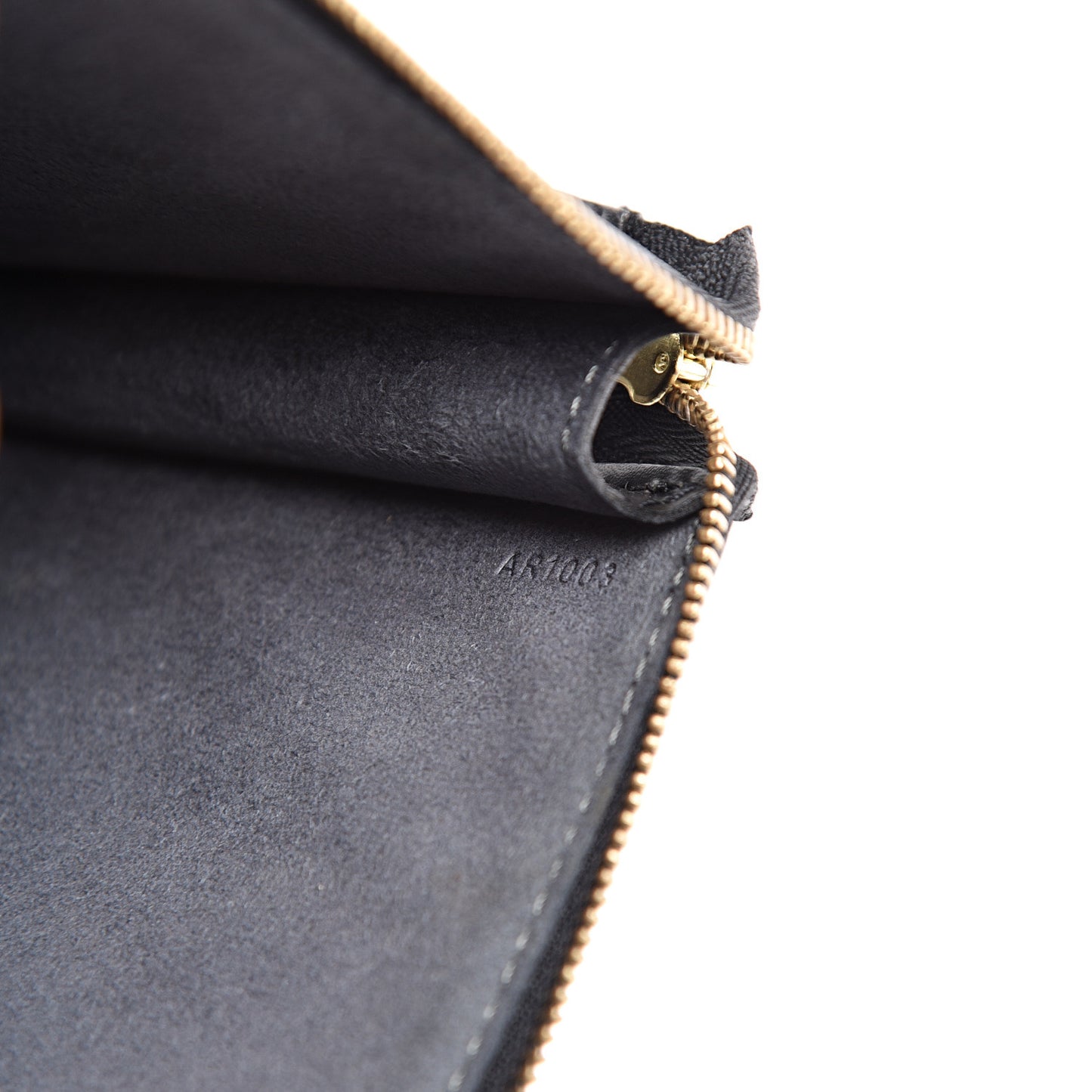 Epi Pochette Accessories 24 Black