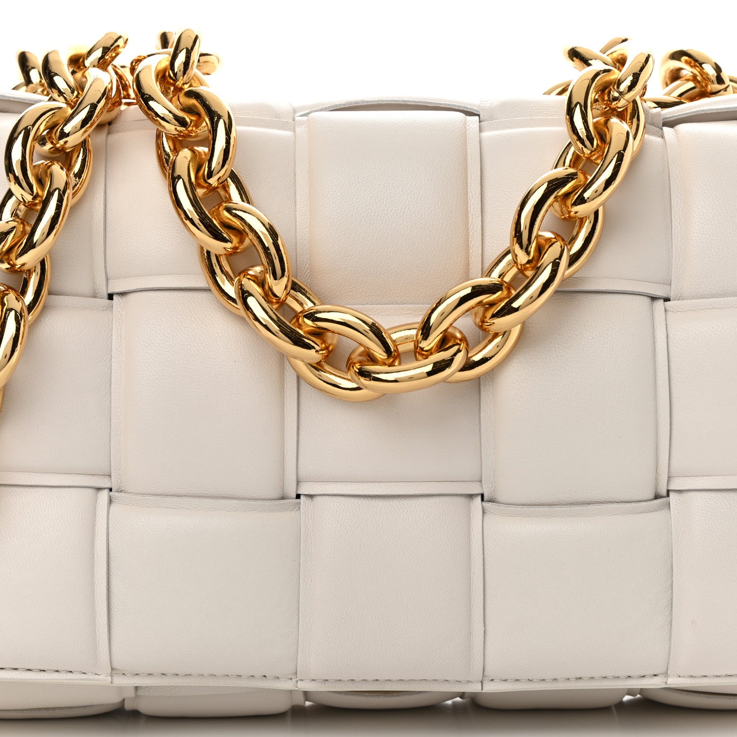 Bottega Veneta Lambskin Maxi Intreccio Padded Chain Cassette Crossbody Bag White 8 of 15