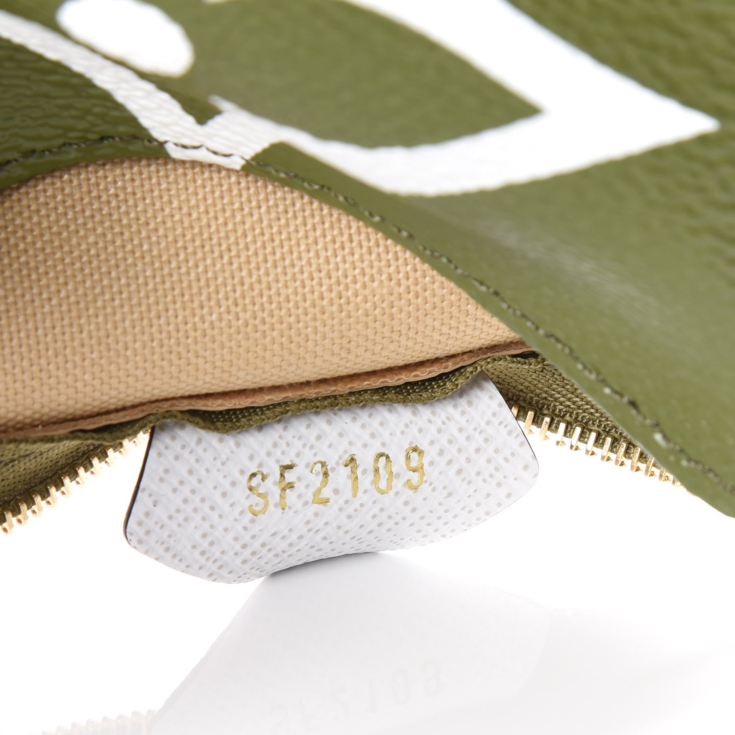 Louis Vuitton Monogram Giant Micro Pochette Accessories Kaki White 8 of 10