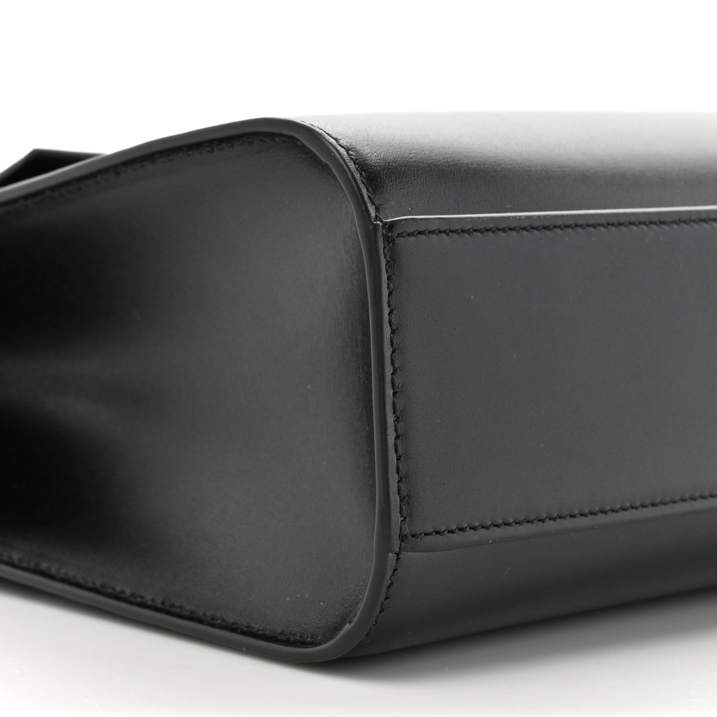 Smooth Calfskin Manhattan Shoulder Bag Black