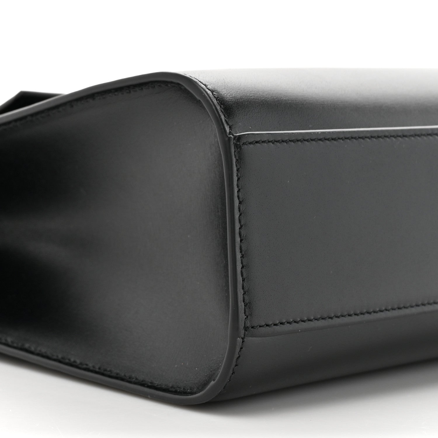 Saint Laurent Smooth Calfskin Manhattan Shoulder Bag Black 10 of 11