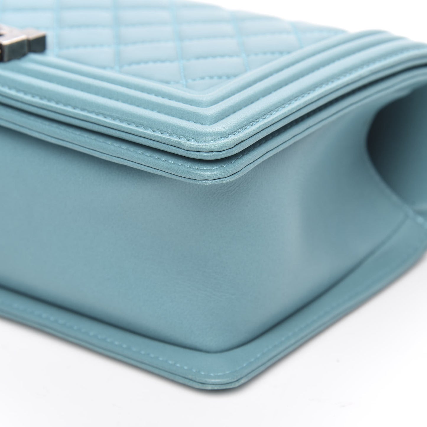 Lambskin Quilted Medium Boy Flap Turquoise