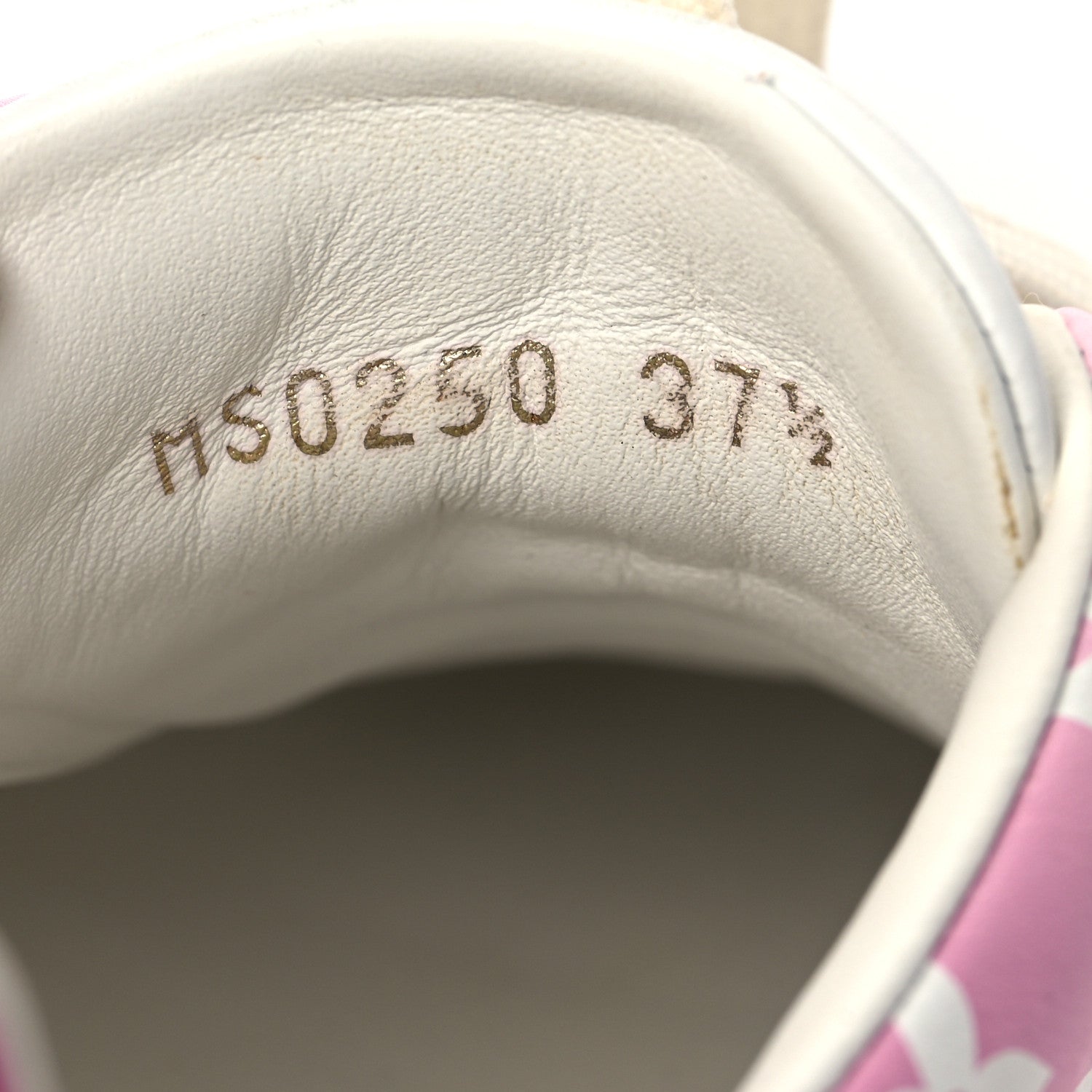 Louis Vuitton Calfskin Monogram Frontrow Sneakers 37.5 White Pink 9 of 9