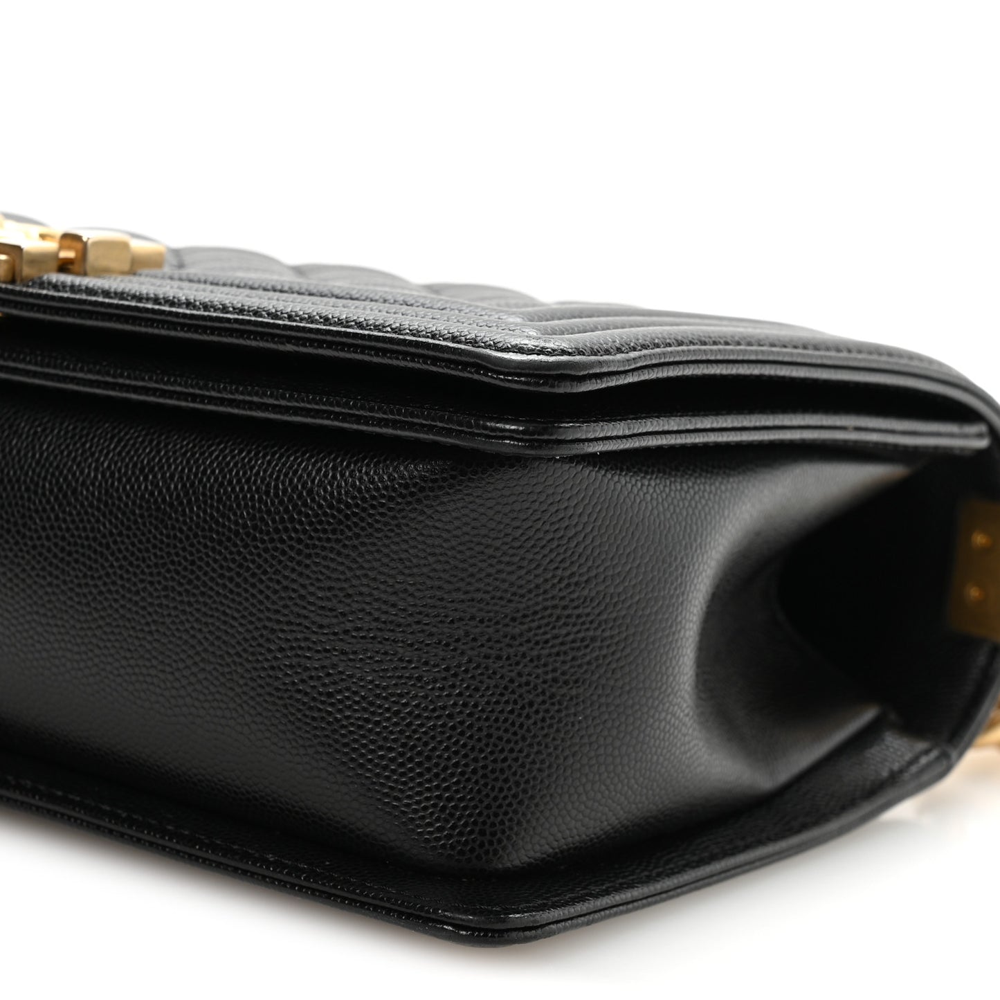Caviar Quilted Medium Boy Flap Black