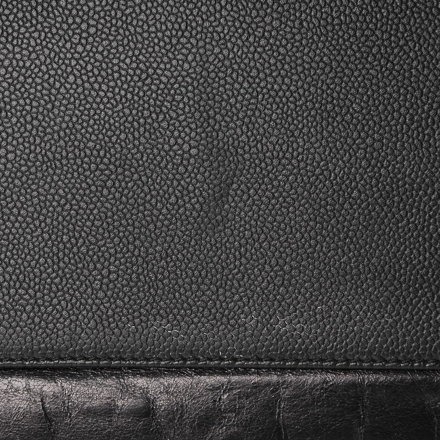 Glazed Calfskin Large Deauville Tote Black
