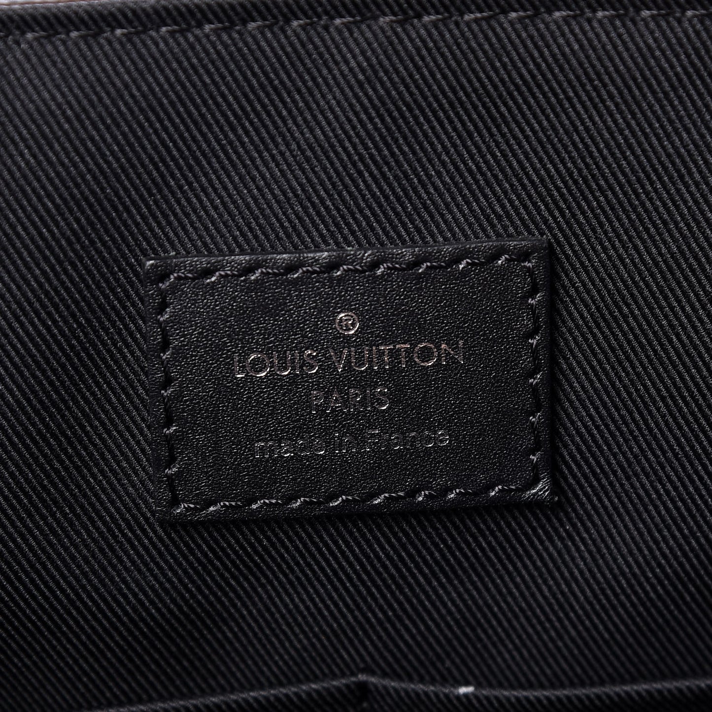 Monogram Macassar Christopher Messenger