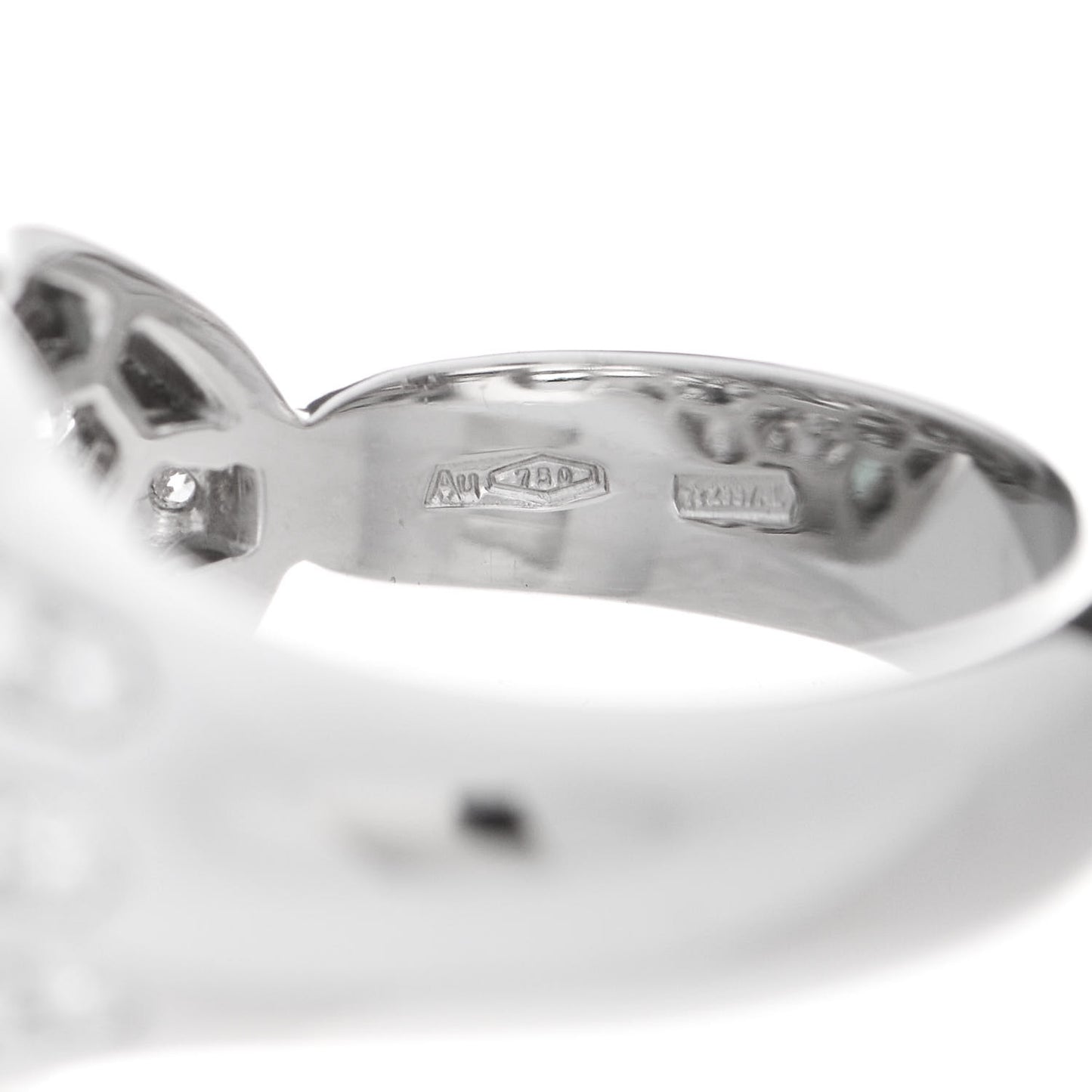 18K White Gold Diamond Emerald Serpenti Seduttori Ring 52 6