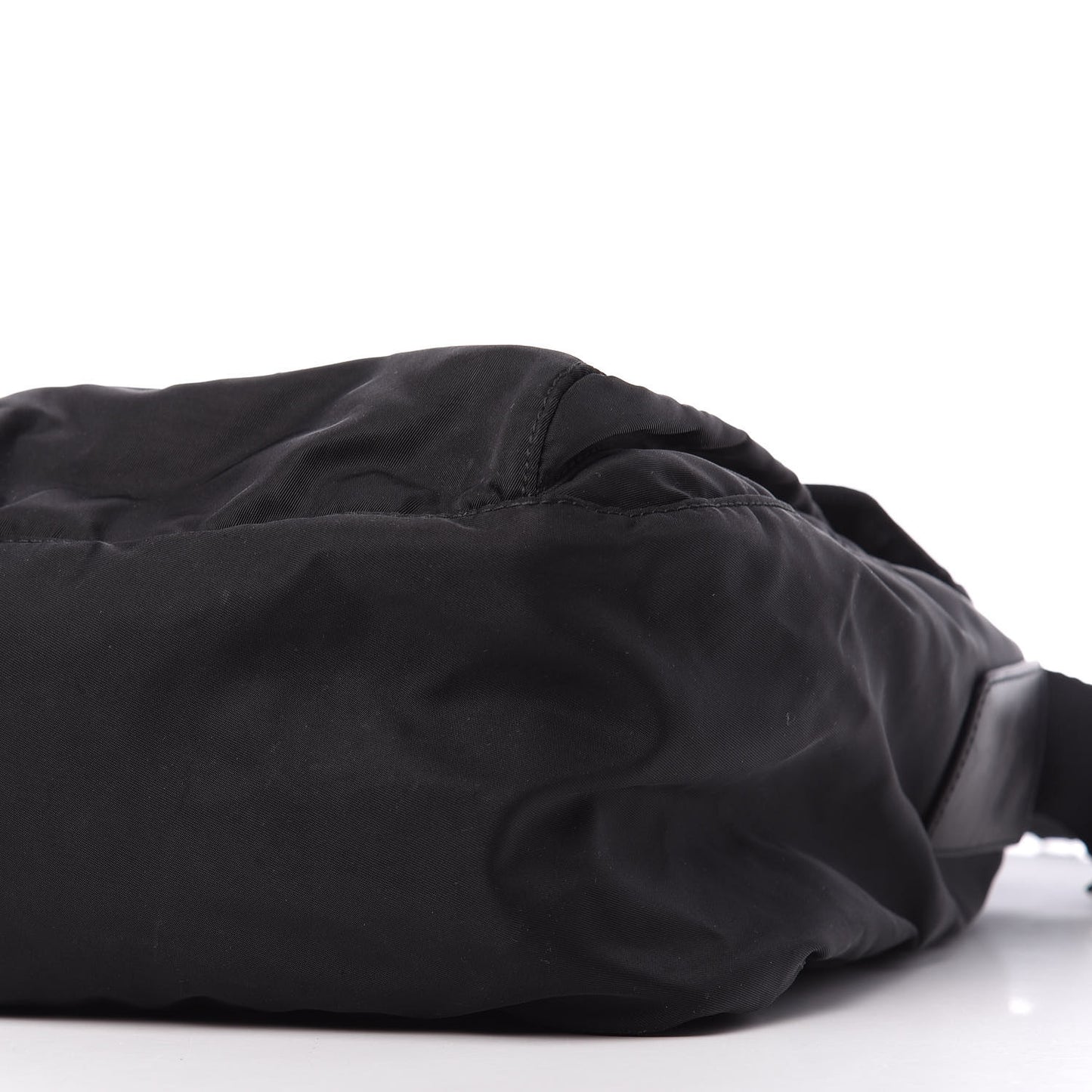 Nylon Vela Messenger Bag Black