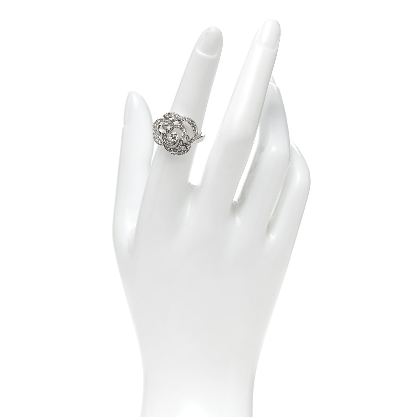 18K White Gold Diamond Fil de Camélia Ring 53 6.25