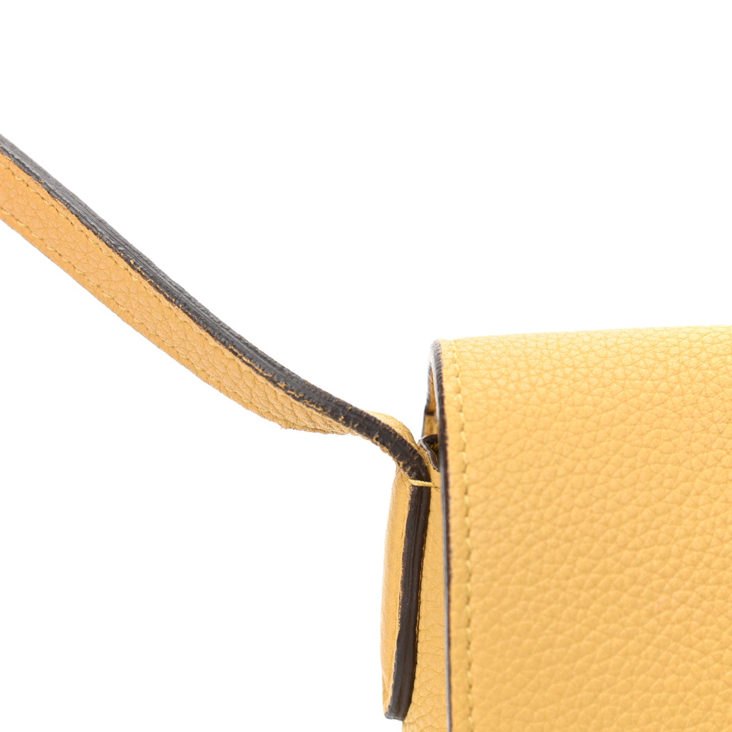 Grained Calfskin Small Trotteur Vanilla