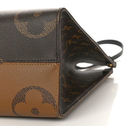 Louis Vuitton Reverse Monogram Giant Onthego MM 8 of 8