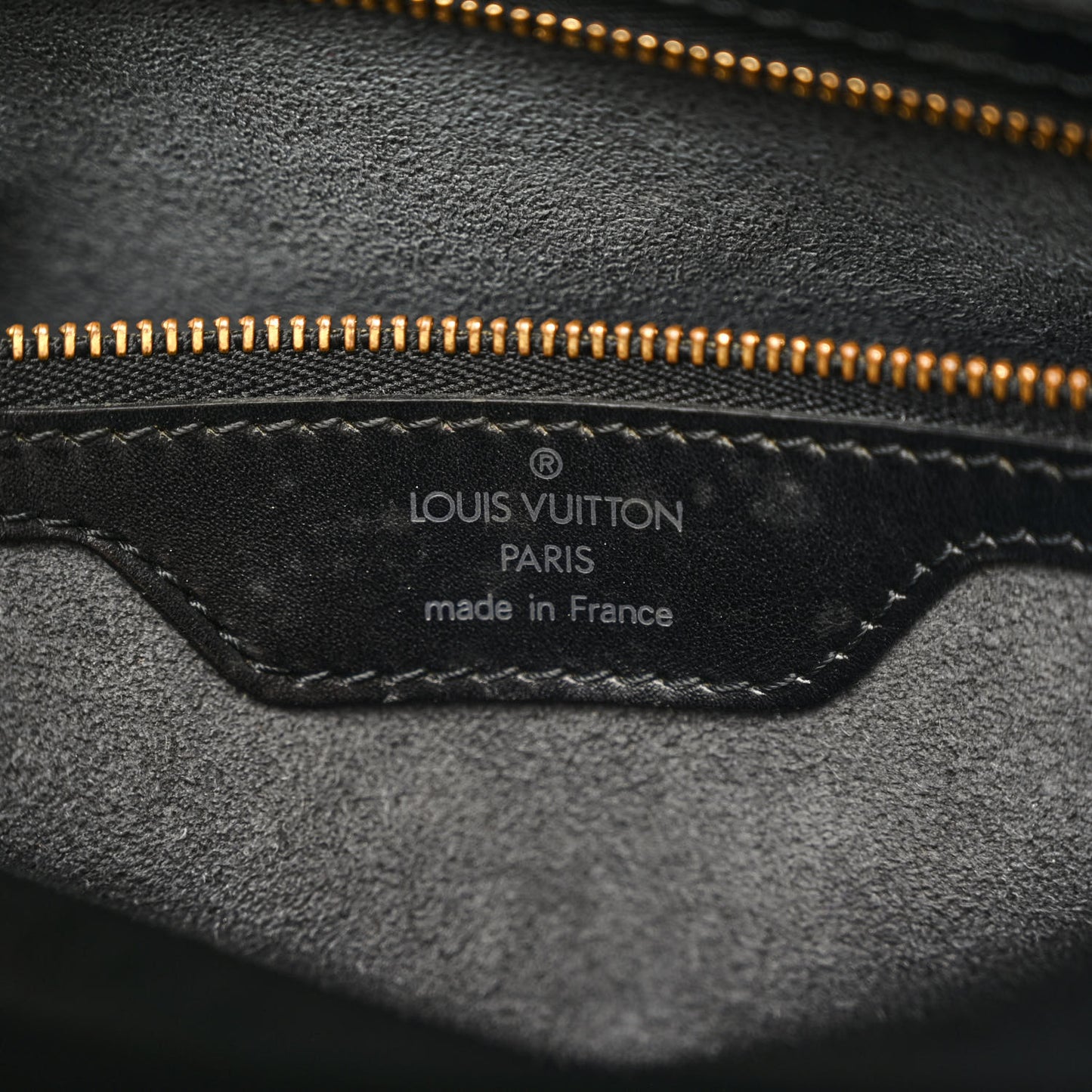 Epi Saint Jacques PM Long Straps Black