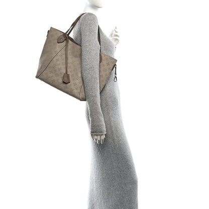 Louis Vuitton Mahina Hina MM Galet 2 of 9