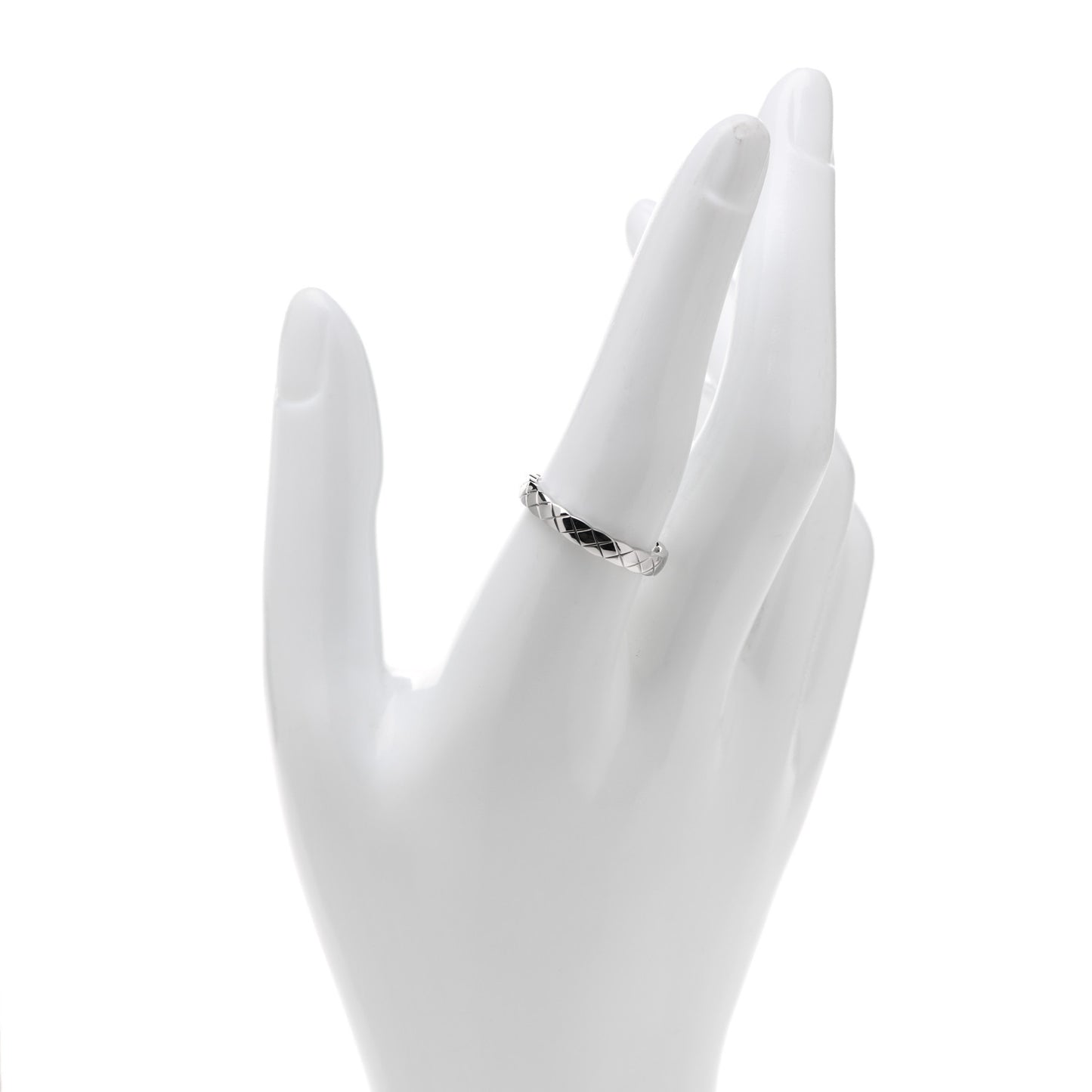 18K White Gold Mini Coco Crush Ring 59 8.75