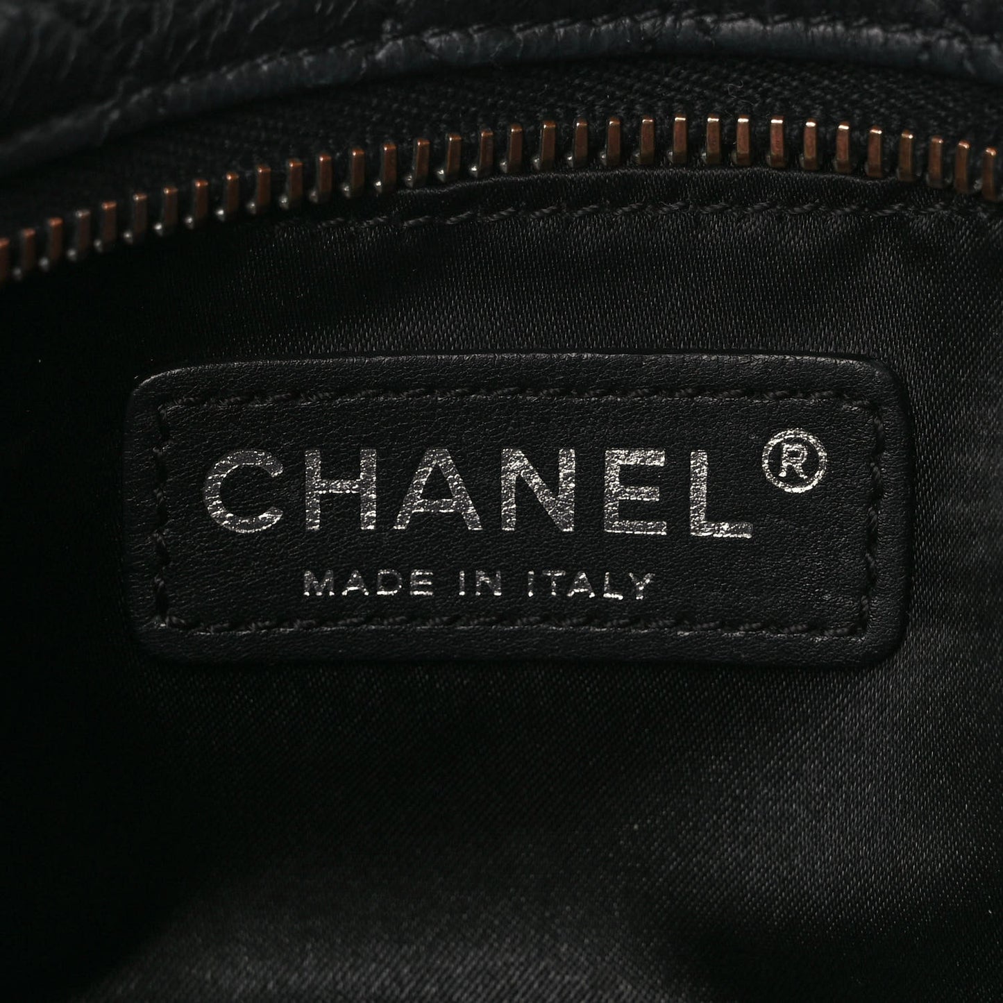 Lambskin Soft Chain Pochette Black