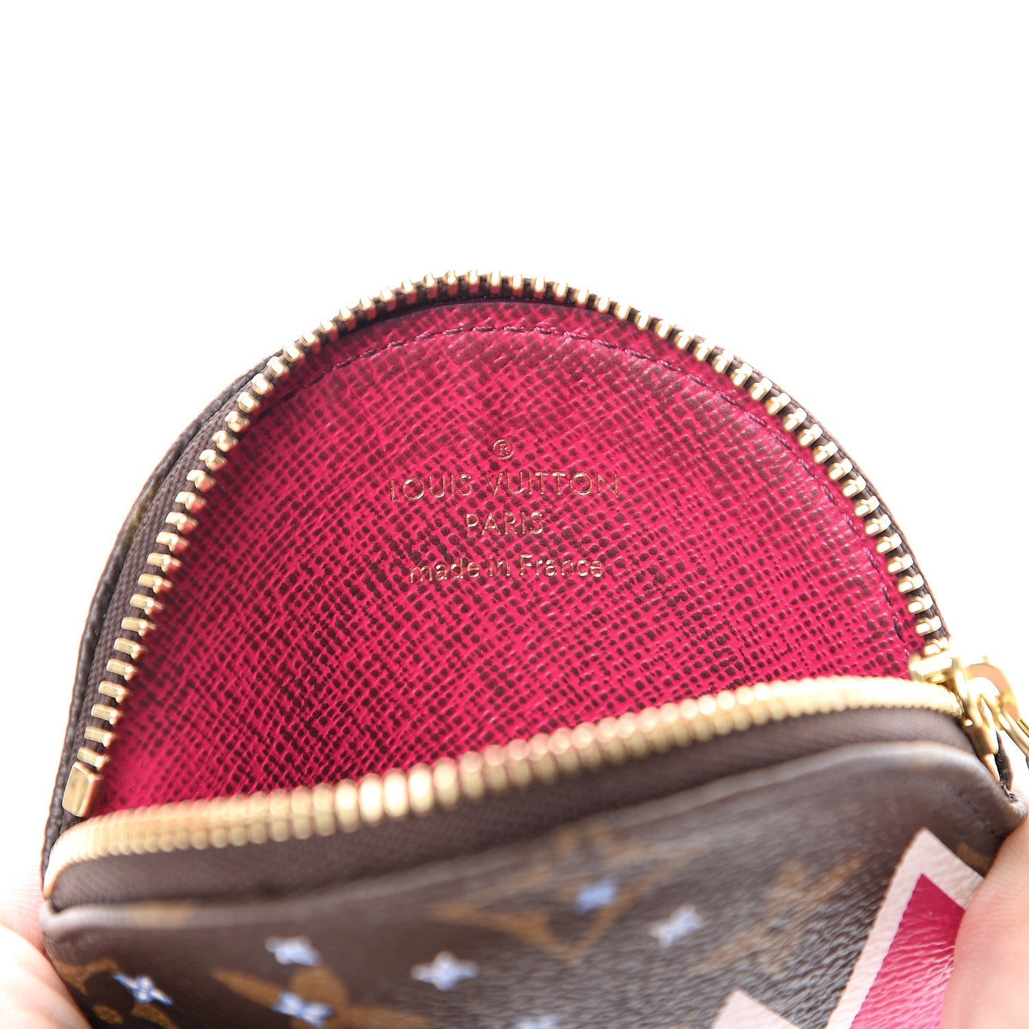 Louis Vuitton Monogram 2018 Christmas Animation Round Coin Purse 5 of 8