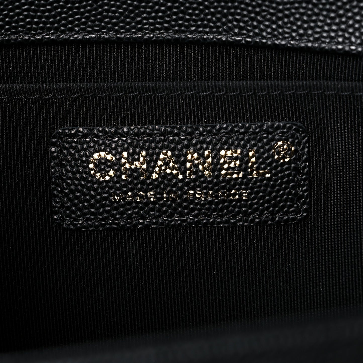 Caviar Quilted Medium Boy Flap Black