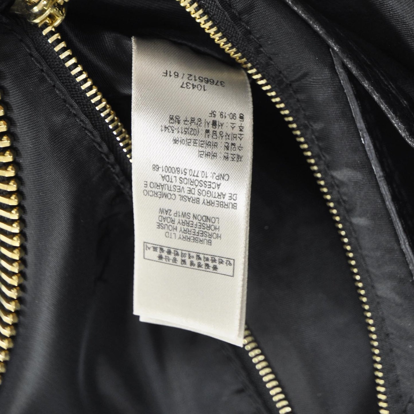 Grainy Leather Medium Oakford Tote Black