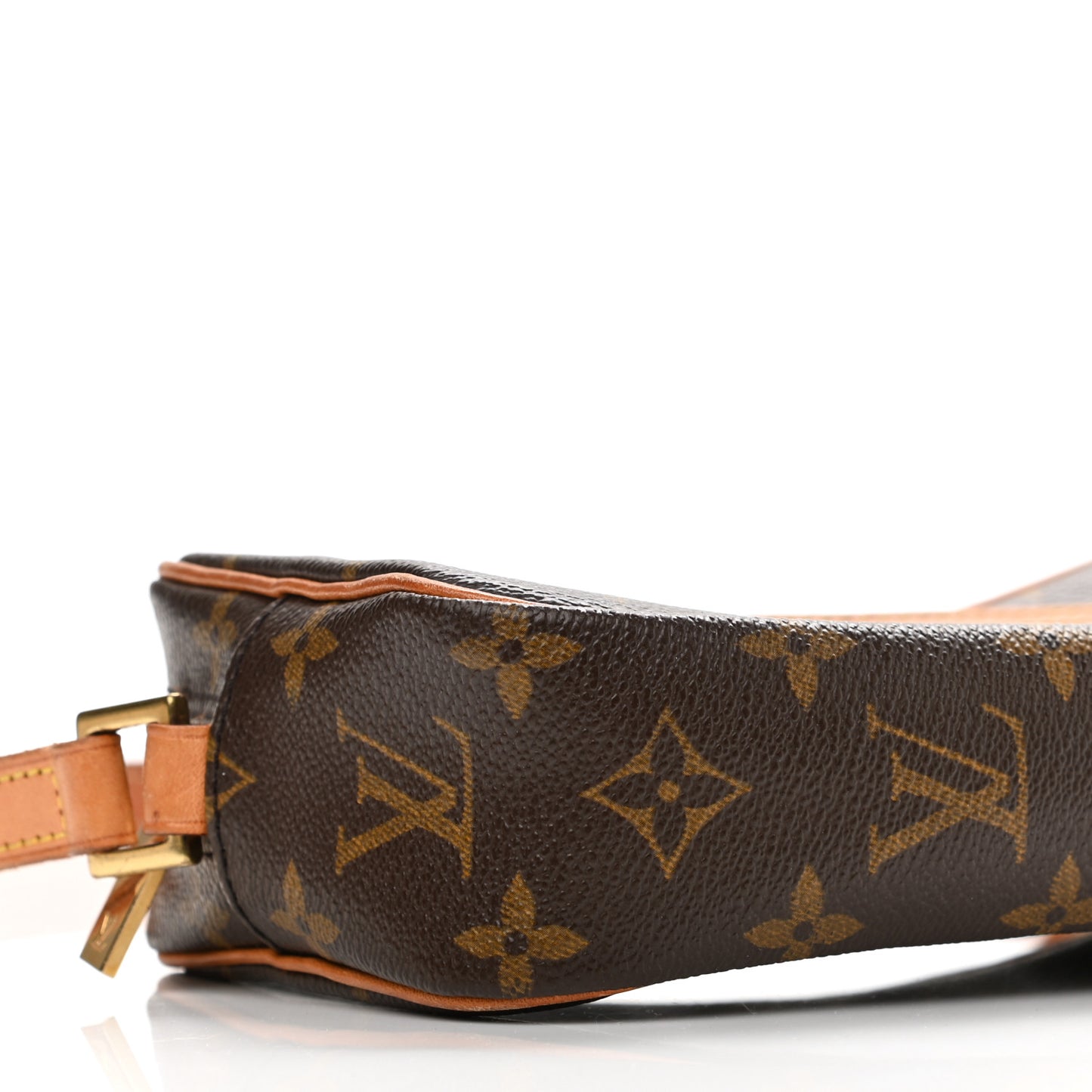 Monogram Pochette Cite