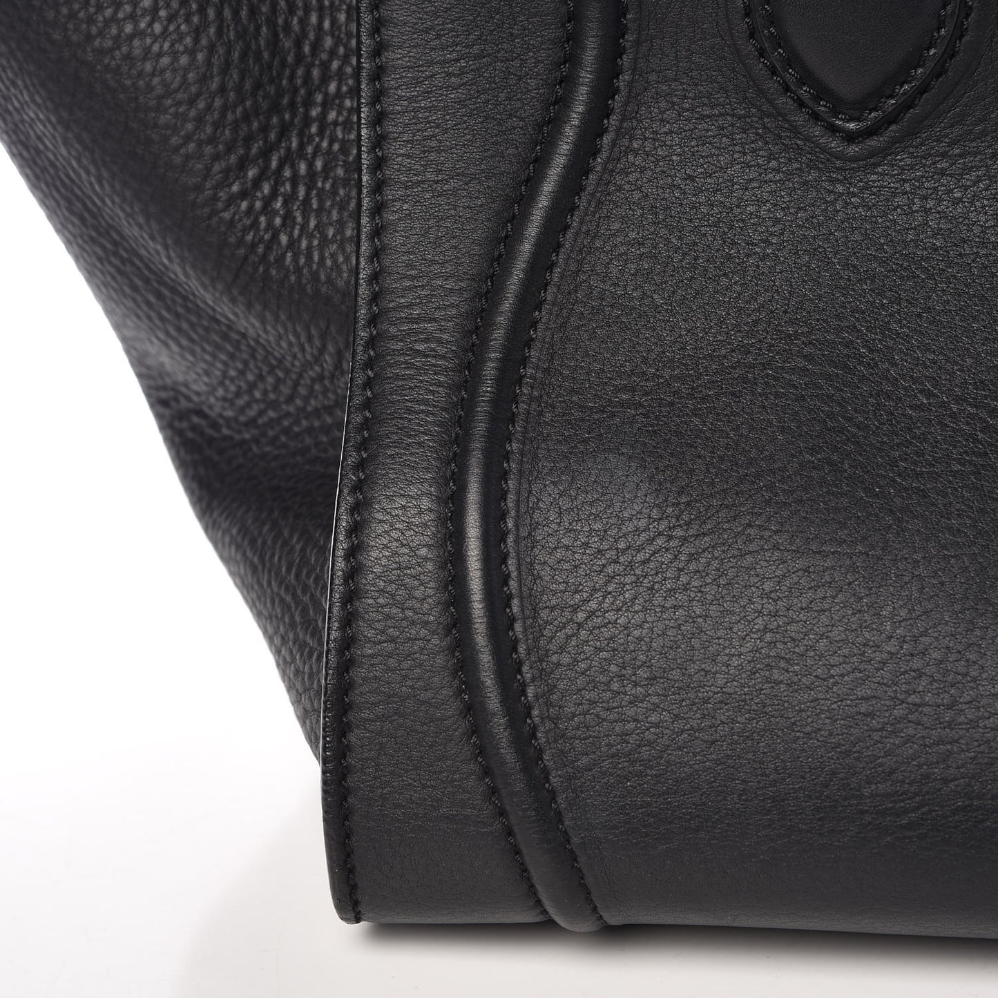 Supple Calfskin Medium Phantom Luggage Black