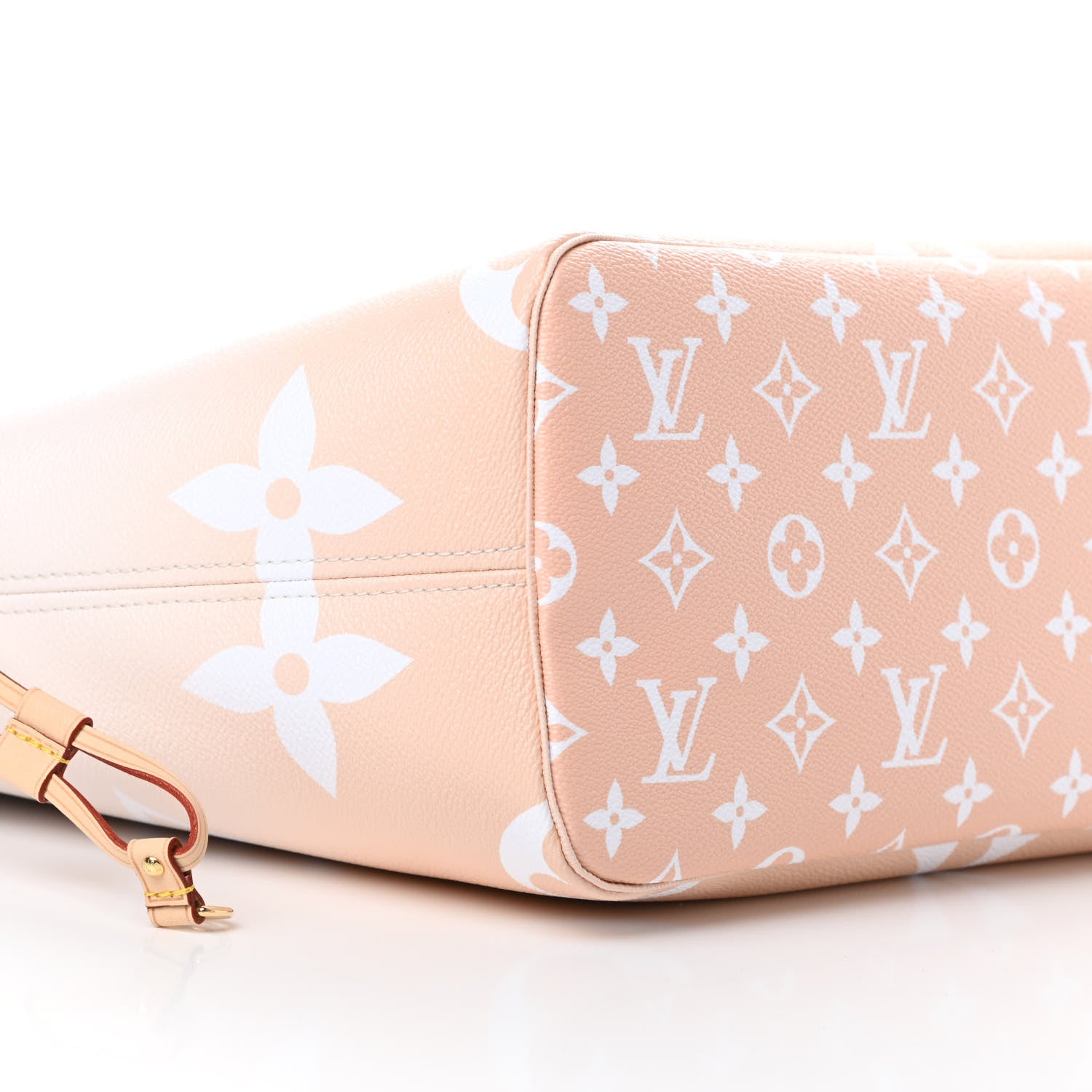 Louis Vuitton Monogram Giant By The Pool Neverfull MM Brume 8 of 9