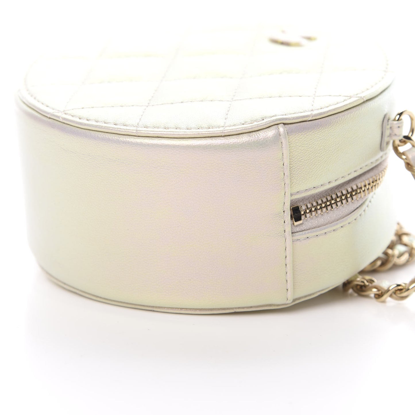Iridescent Lambskin Quilted Round Clutch With Chain Ivory