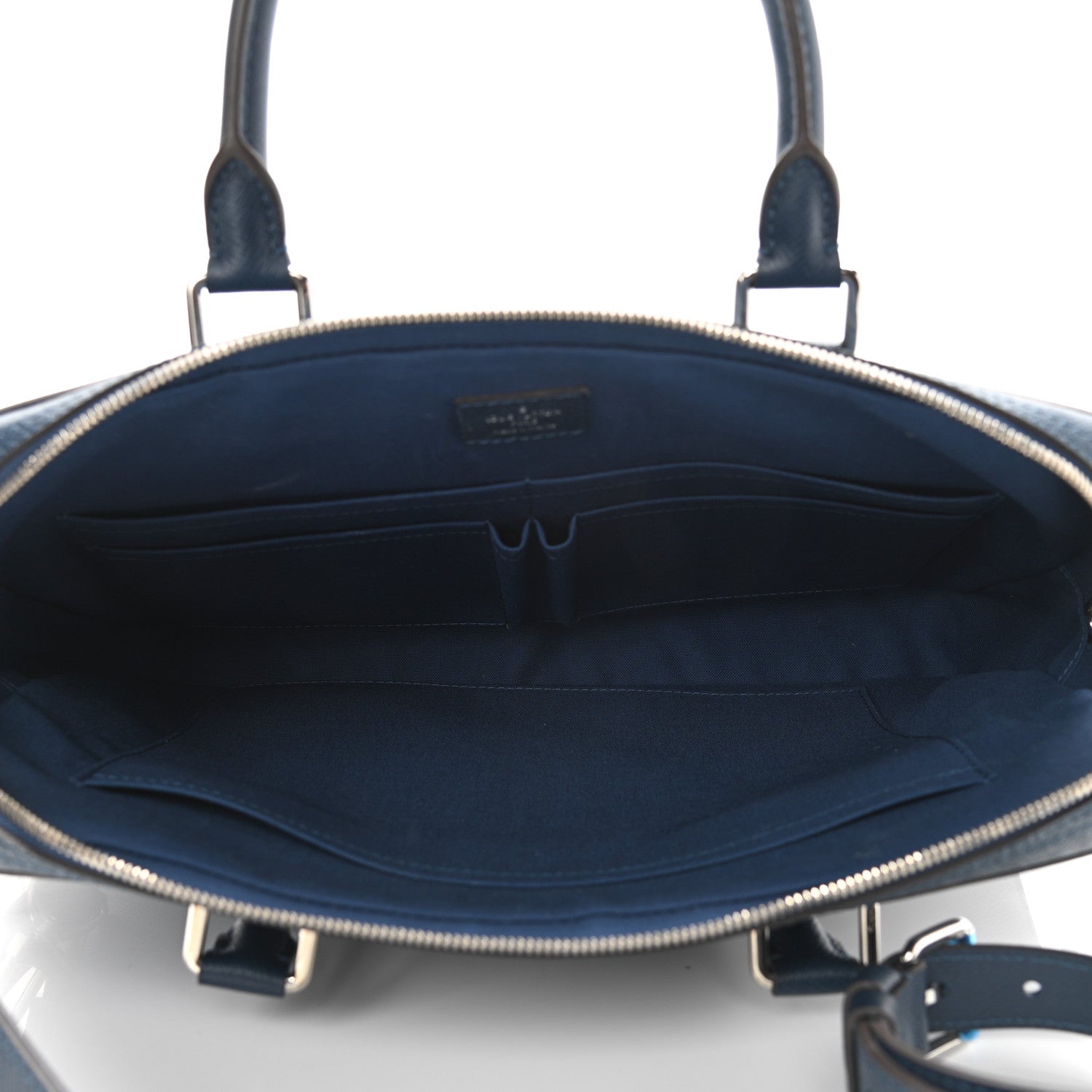 Louis Vuitton Taiga Porte-Documents Business MM Ocean 5 of 10