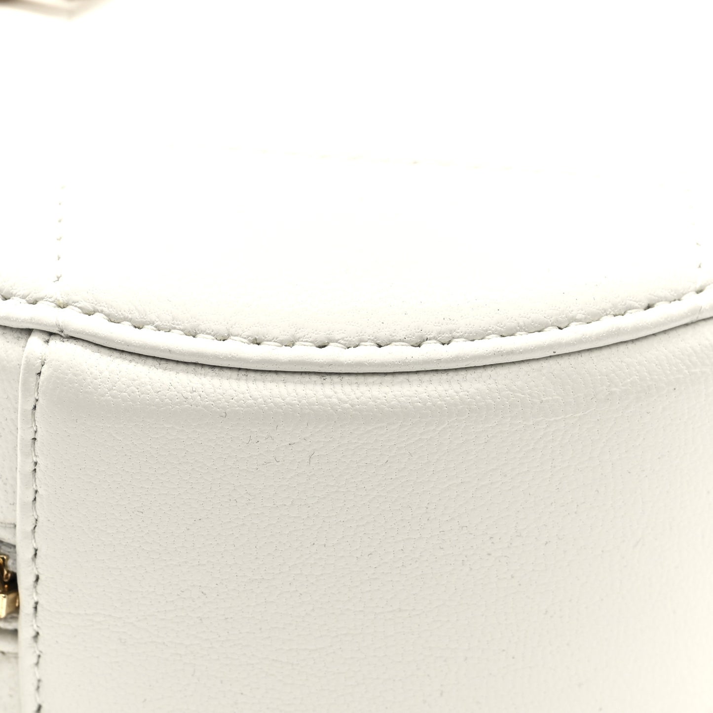 Shiny Goatskin Quilted Chanel 19 Round Clutch With Chain White