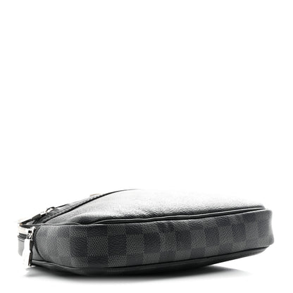 Louis Vuitton Damier Graphite Scott Messenger 4 of 9