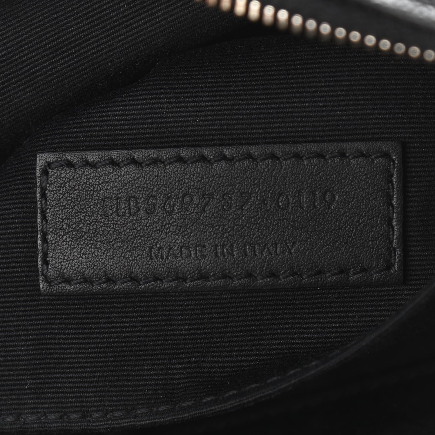 Saint Laurent Grain De Poudre Monogram Belt Bag Black 6 of 10