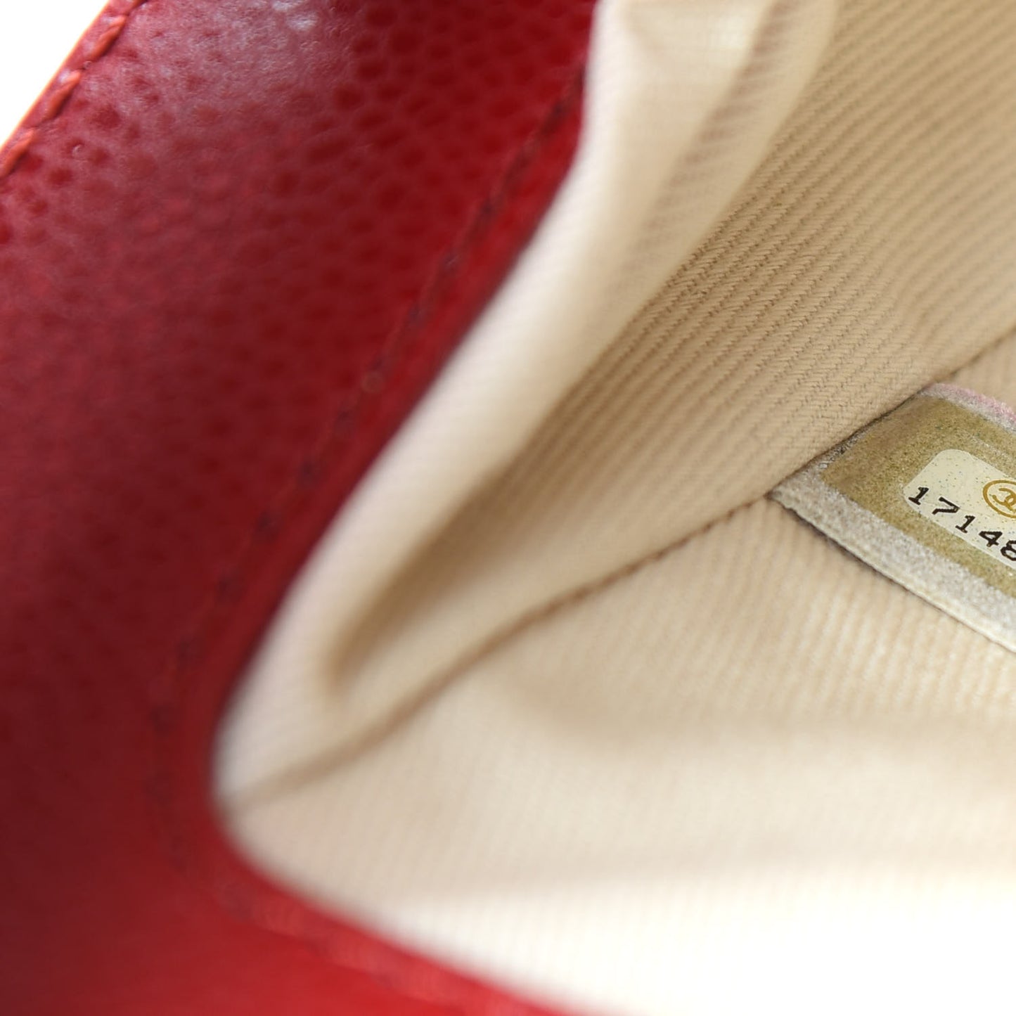 Caviar Quilted CC Clutch Red