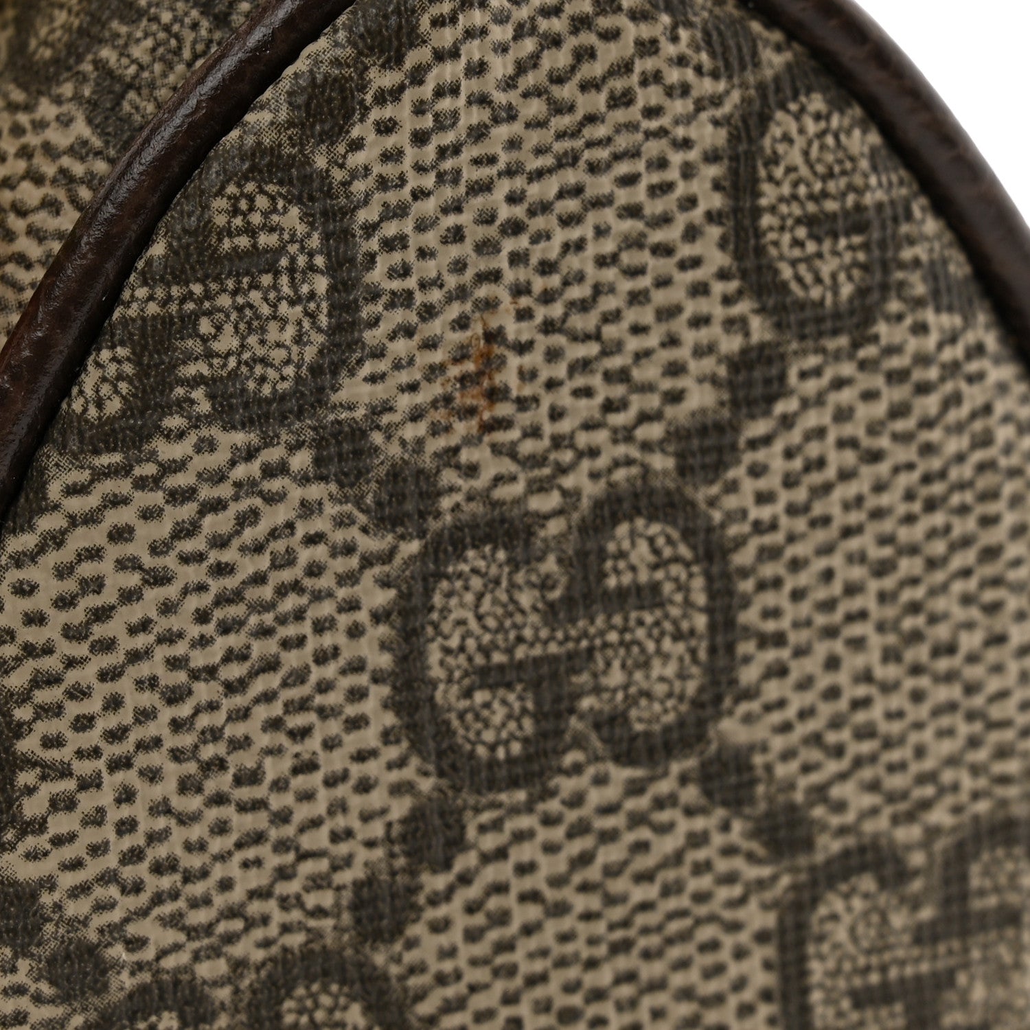 Gucci GG Supreme Monogram Strawberry Retro Interlocking G Barrel Coin Purse Beige Ebony 8 of 9